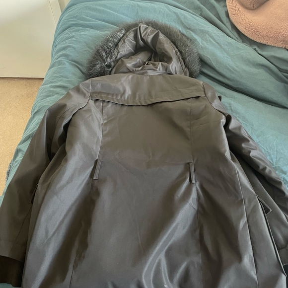 MK Size S winter jacket, fur hood - Picture 4 of 6